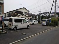 レオパレスグレイスⅡ 駐車場