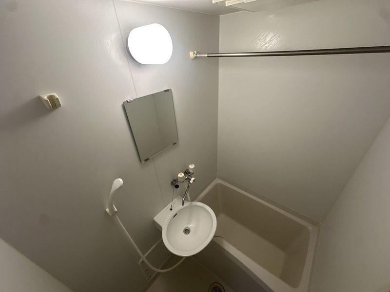 leopalace Behind Tronchino 욕실