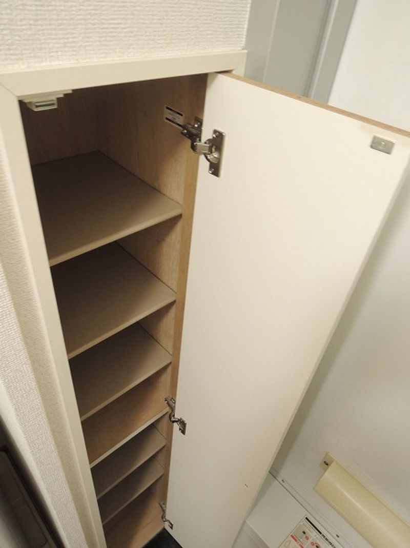 レオパレスボヌールⅡ 玄関