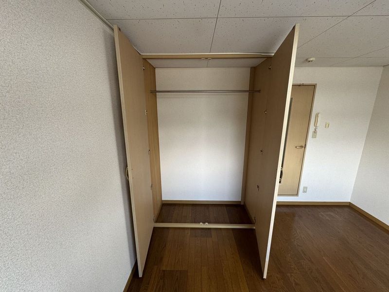 レオパレスハーモニー 収納