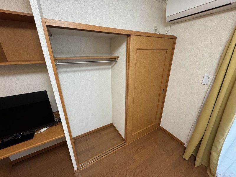 レオパレスアツモリ 収納