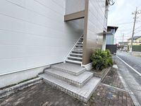 レオパレスＥＡＳＥⅠ 外観