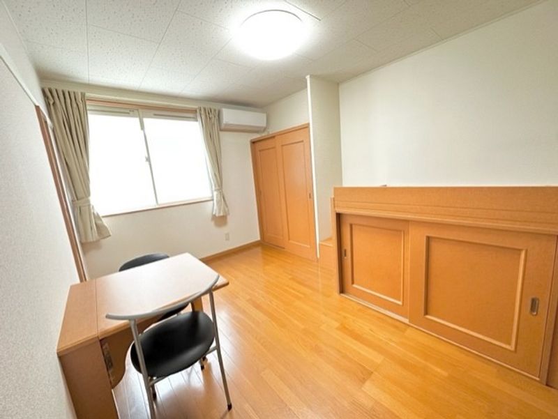レオパレスエクレシアＡ 居間