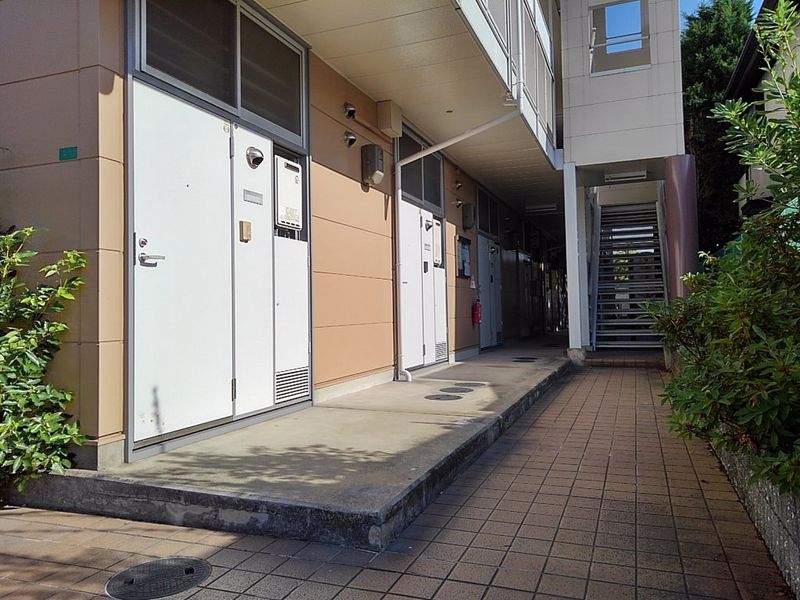 レオパレスラポール松福 共用部分