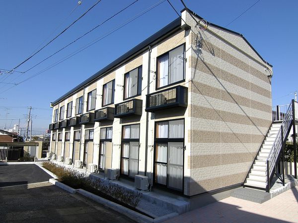 レオパレスコンブリオ 外観