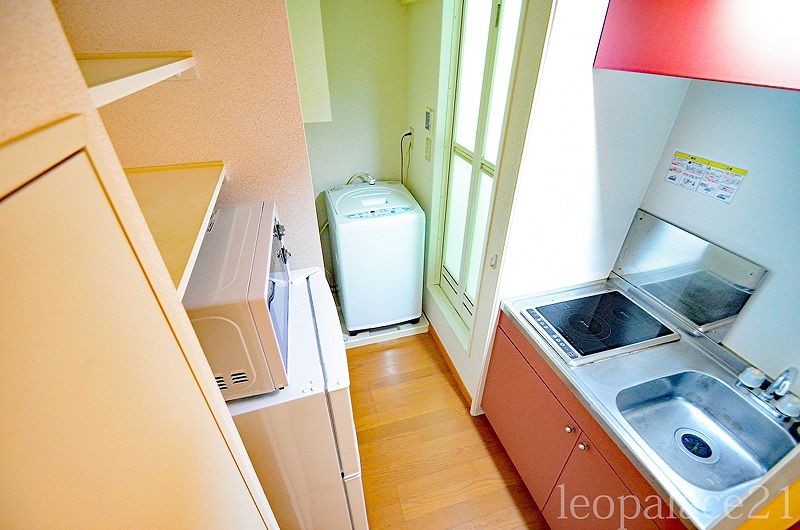 レオパレスクイーンズコート守山 キッチン