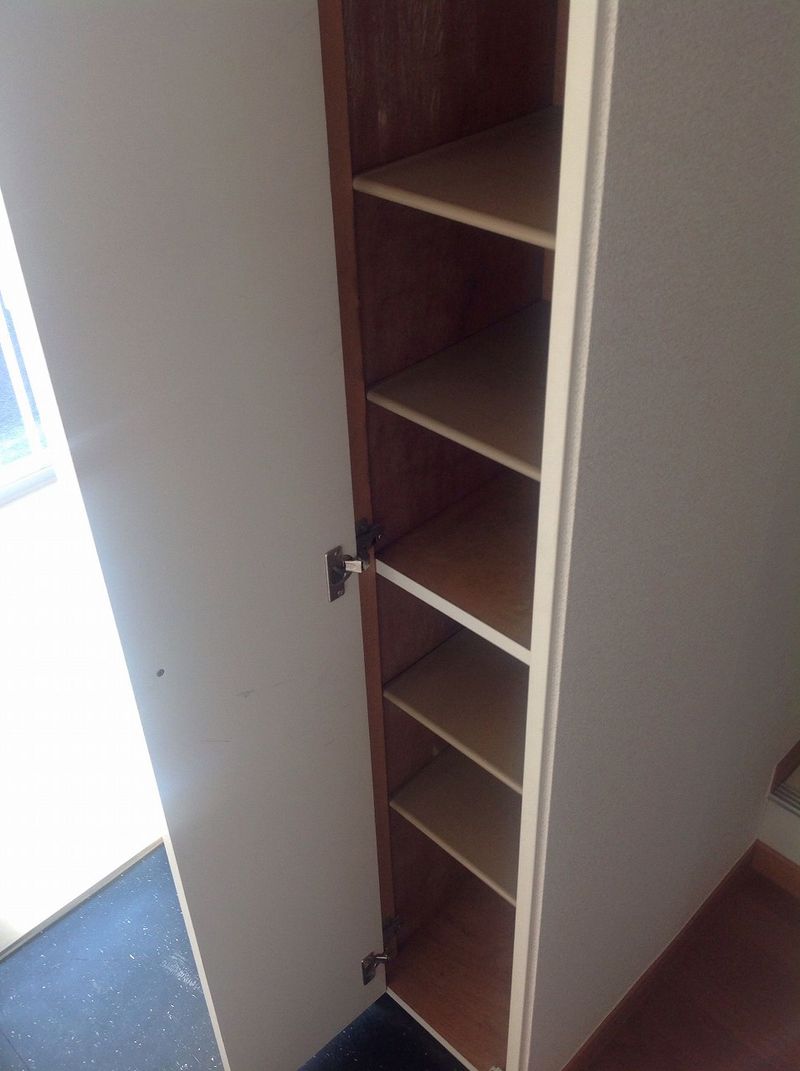 レオパレス橘荘 玄関