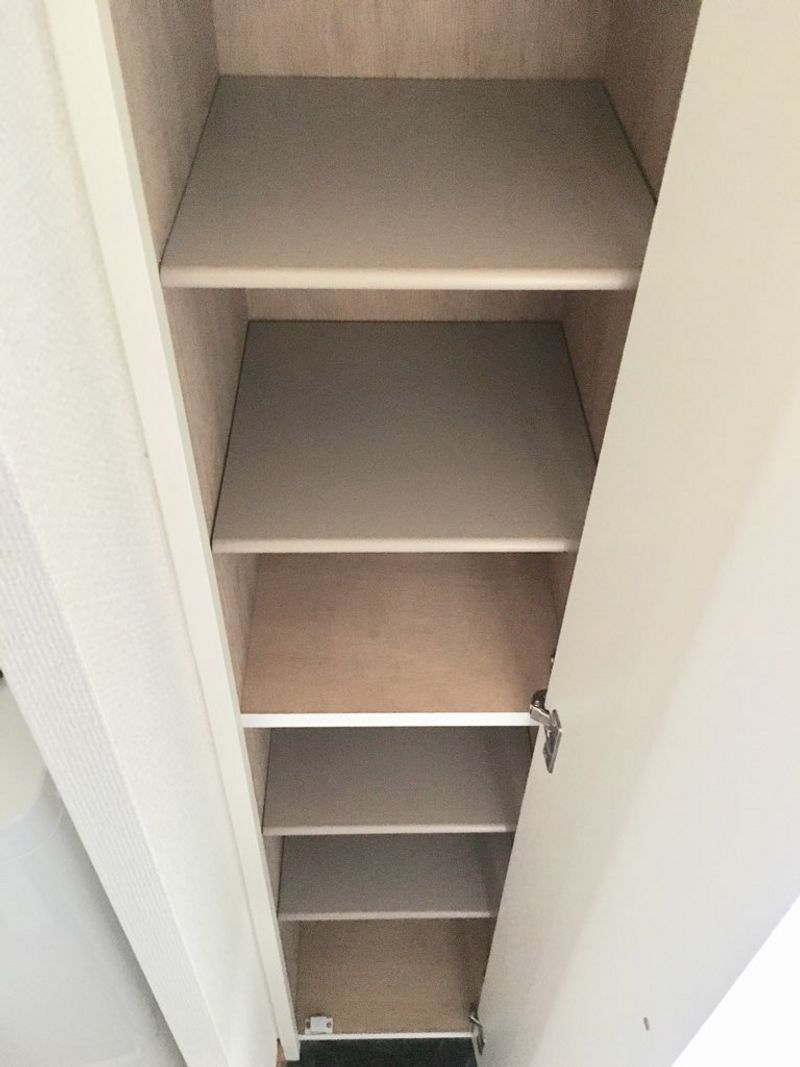 レオパレスセ　ラヴィ 収納
