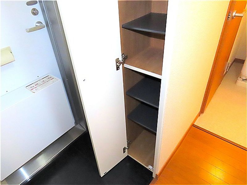 レオパレスＧＲＥＥＮ　ＰＡＲＫ 玄関