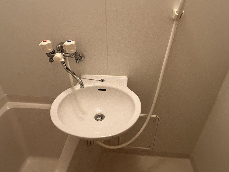 レオパレスシャトー　西門 洗面所