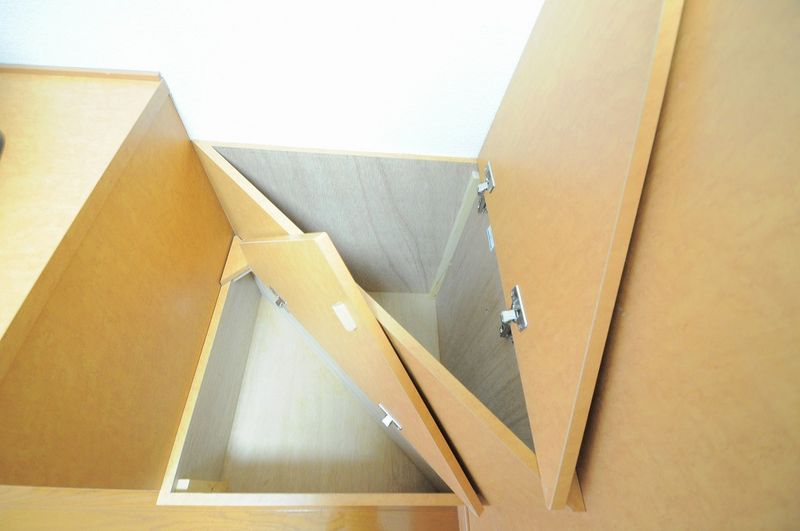 leopalace Green wood Storage