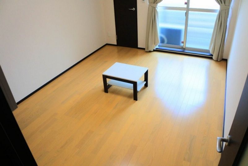 クレイノＭＩＲＡＩ 居間
