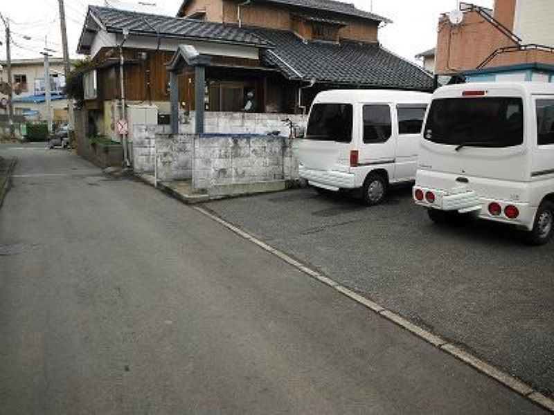 レオパレス白山町 共用部分
