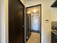 レオネクストホワイトバーチⅡ 玄関