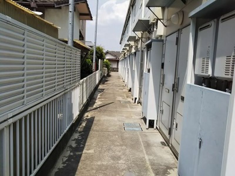 レオパレス上川原 共用部分
