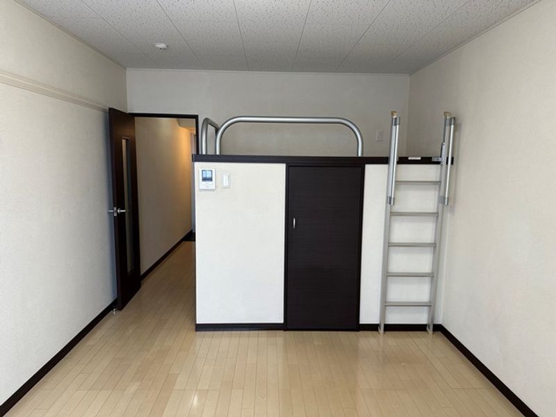 レオネクスト松風 居間