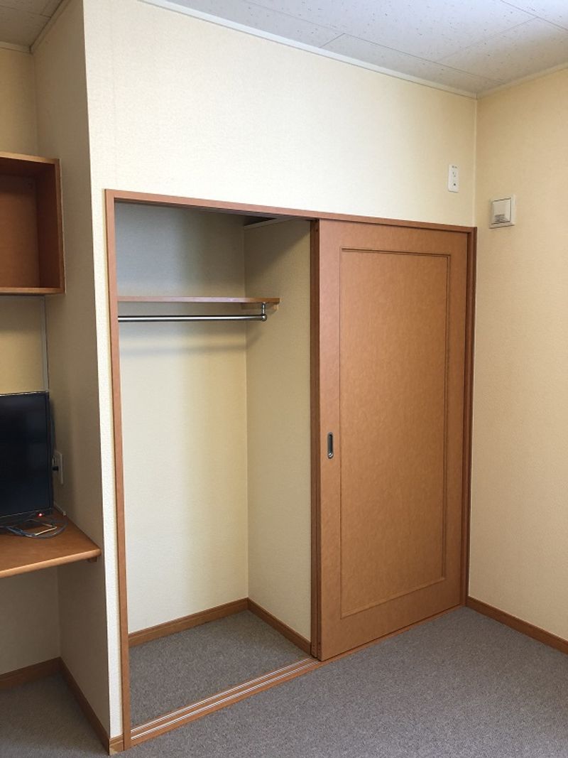 レオパレス光貴 収納