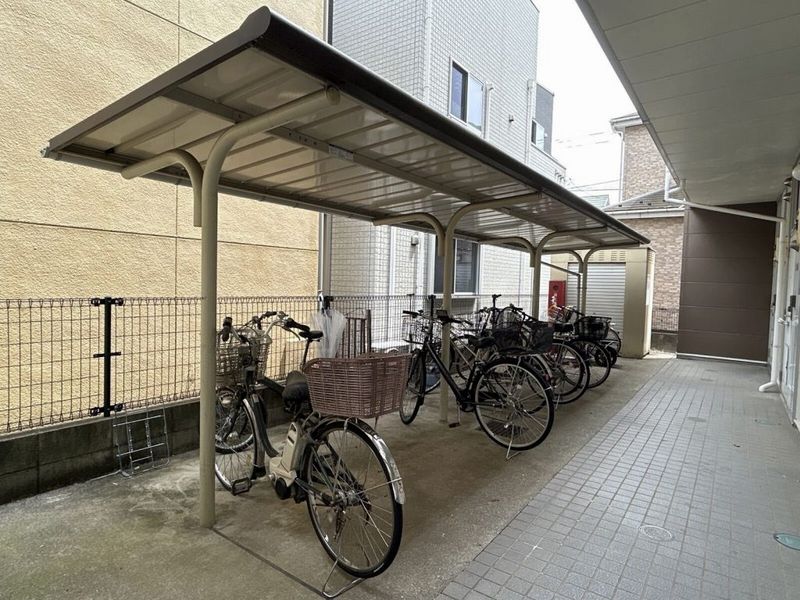 レオパレスクレスト 共用部分