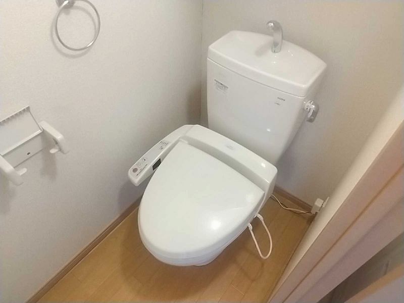 レオパレスあおば トイレ