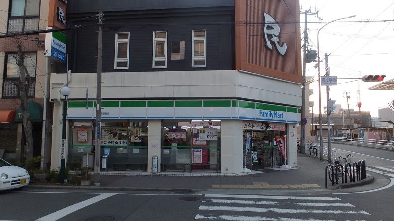 レオネクストアンビエントⅡ 玄関