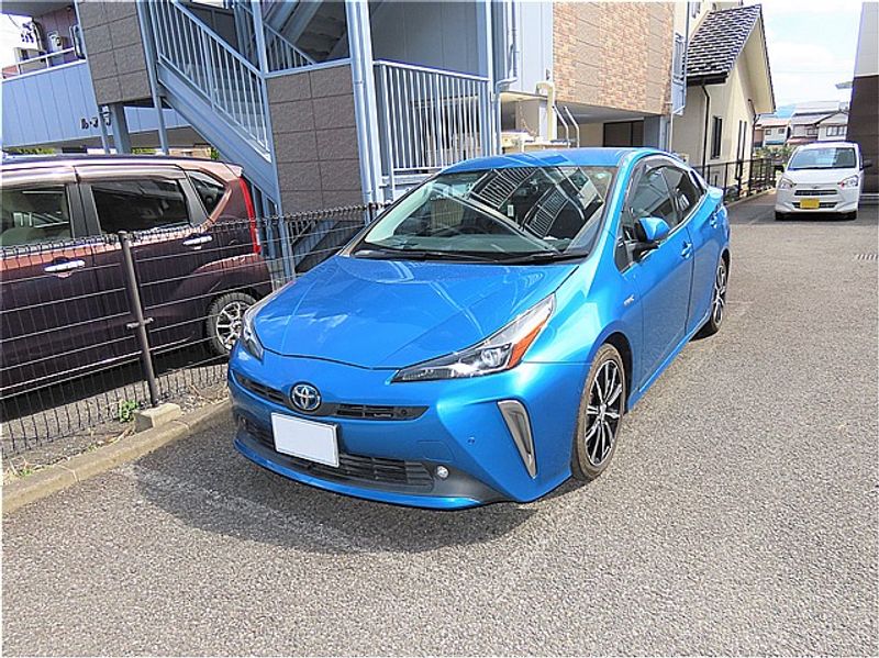 レオパレスバーゼル 駐車場