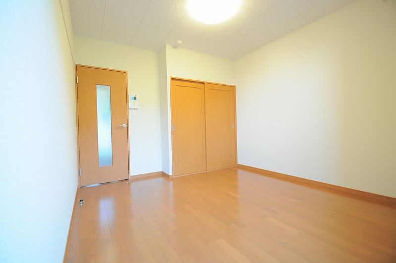 レオパレスＳｕｎ　Ｃｉｔｙ　絆 居間