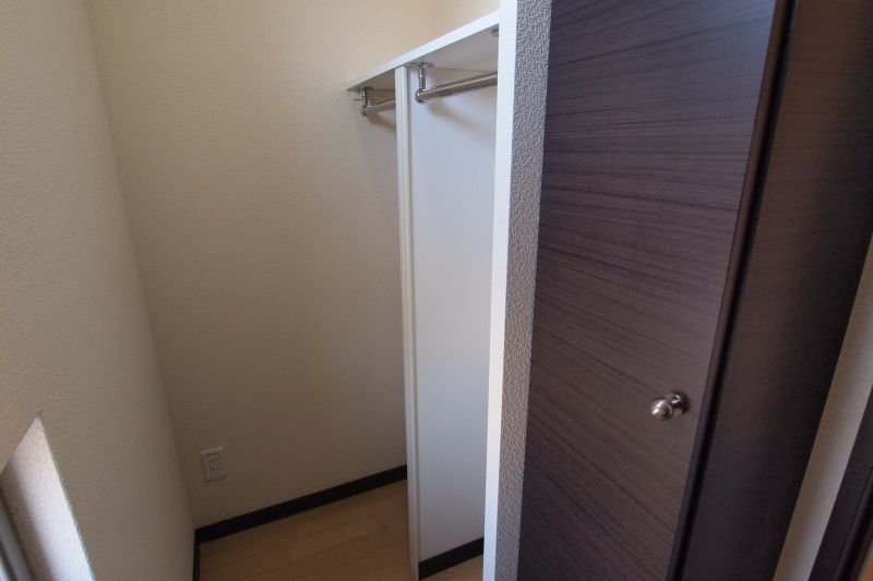 レオネクスト花見が丘ＫＫ 収納