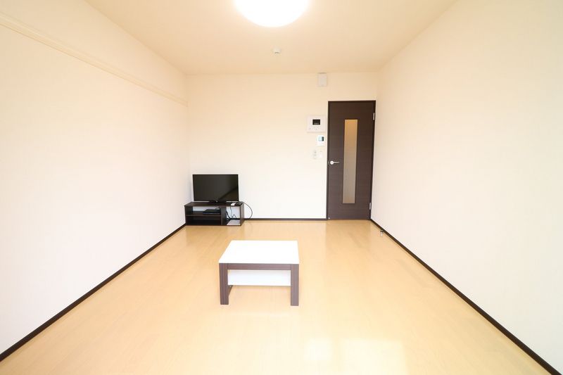 レオネクストクレシェンド藤 居間