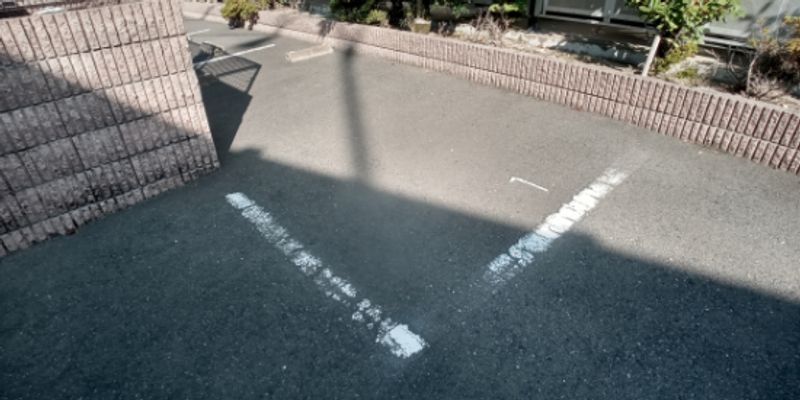 レオパレスＣＡＳＡみのまーじゅ 駐車場