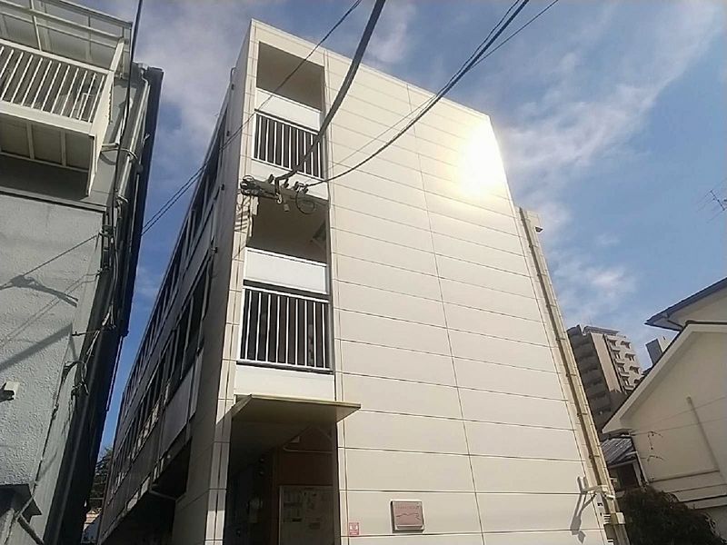 レオパレスソリティア青梅 外観