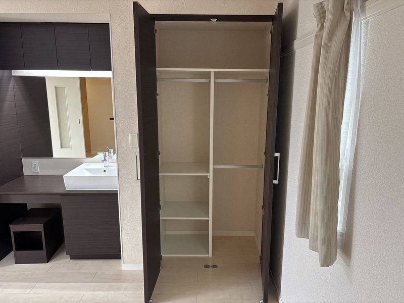 LEONEXT Yukari III Storage
