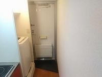 レオパレスゴールデンヴィレッヂ 玄関