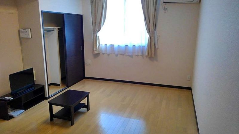 レオネクストタキシード 寝室
