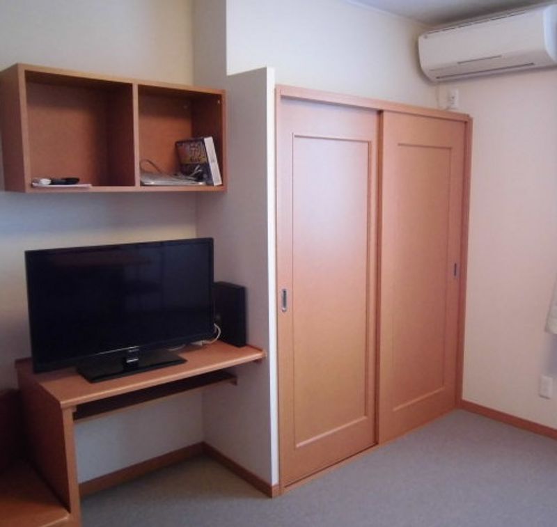 レオパレス北屋敷Ⅰ 居間