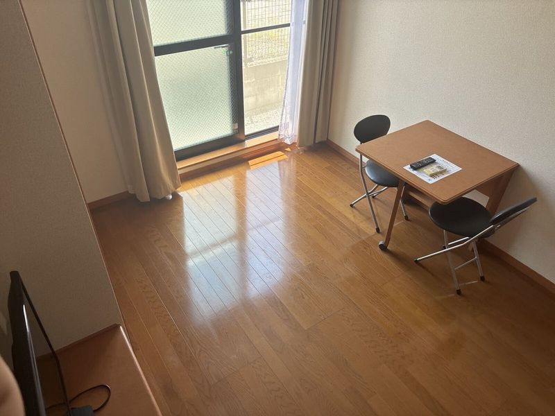 レオパレスすまいる 居間