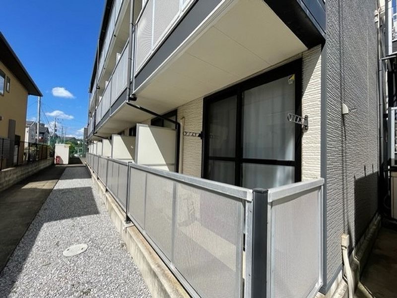 レオパレスレイルウェイヒルズ バルコニー