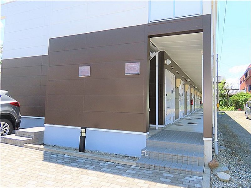 レオパレス松代海津 エントランス