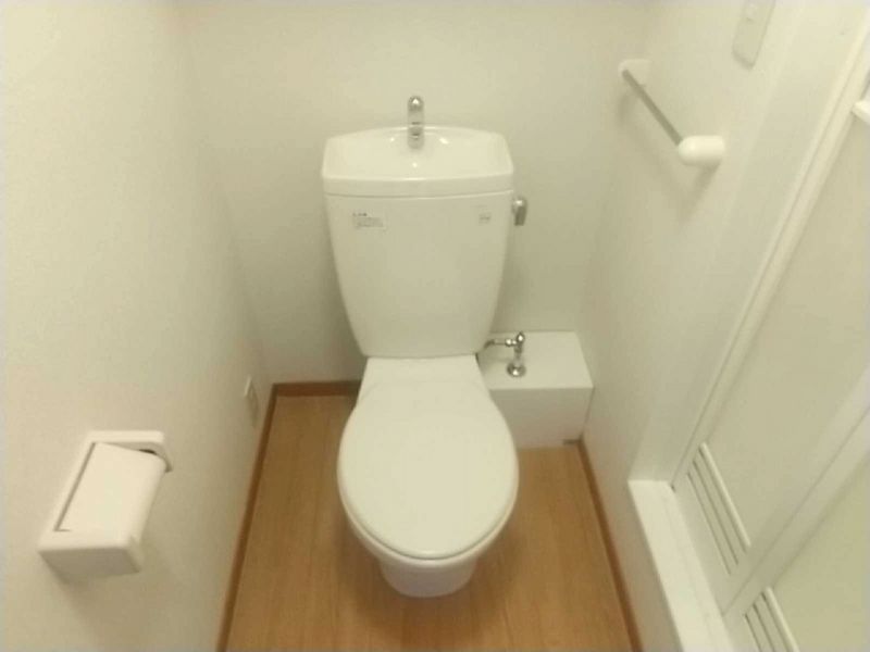 leopalace Sun 2 Toilet