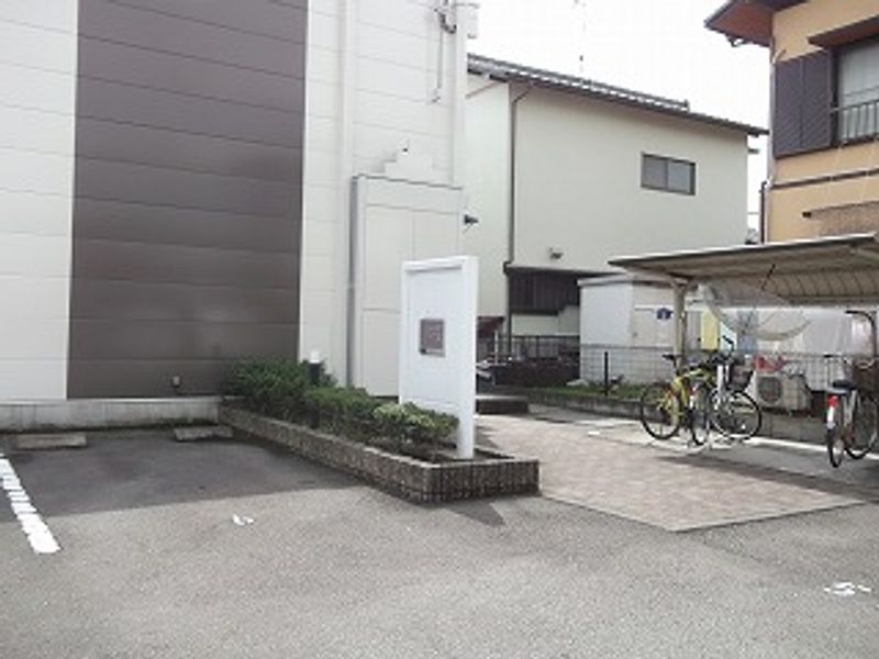 レオパレス森下 共用部分