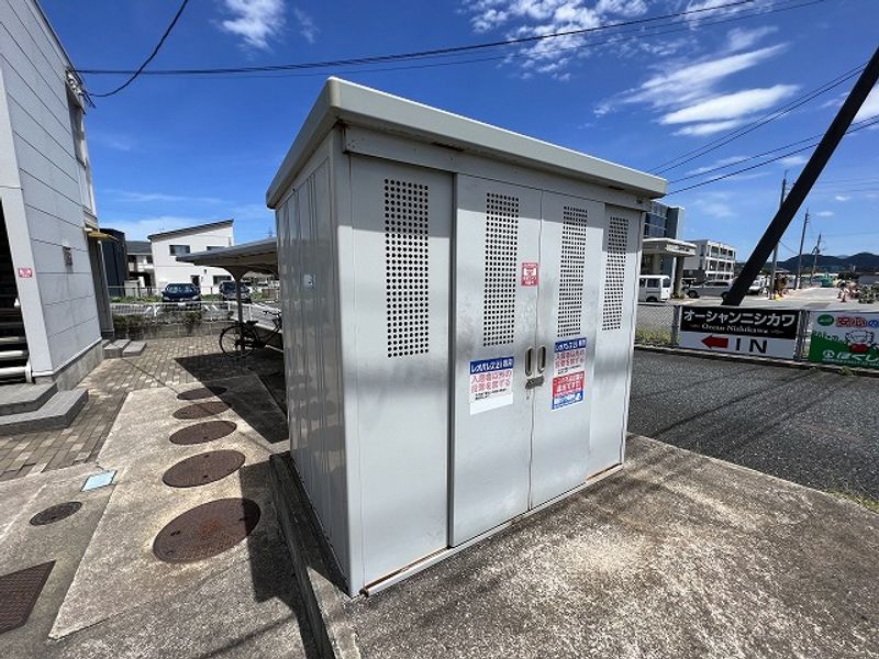 レオパレスニューカロデン 共用部分