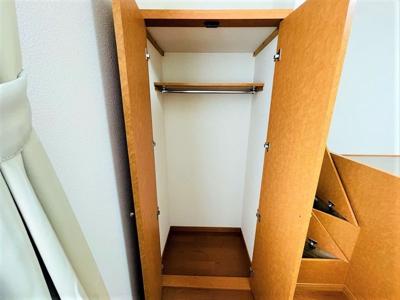 レオパレスひまわりⅡ 収納