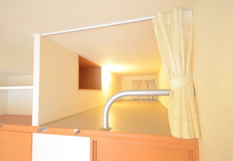 レオパレスけやき通り 収納