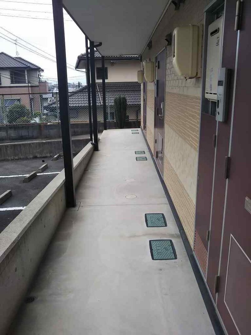レオパレスサガタ 共用部分