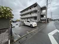 レオパレス新川Ⅱ 駐車場