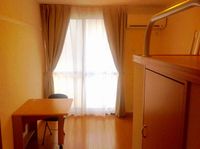 レオパレス陽だまり 居間
