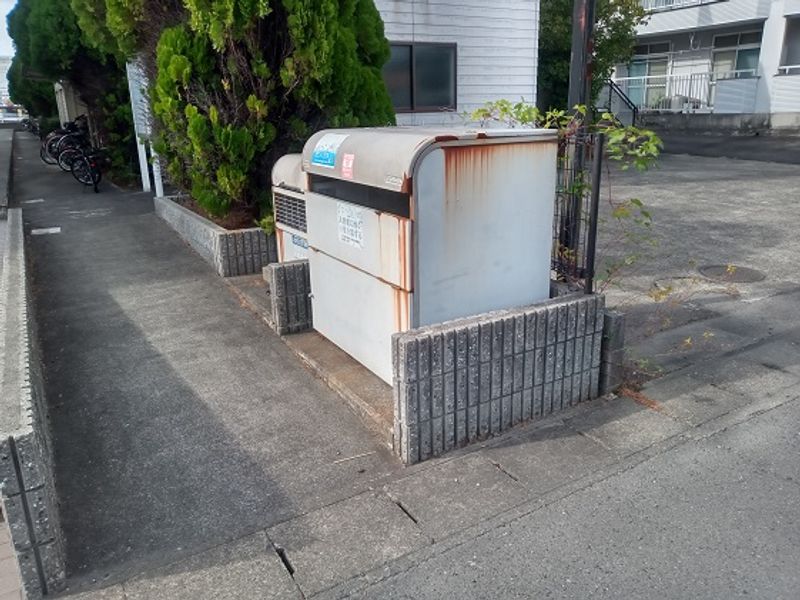 レオパレス県庁東 共用部分