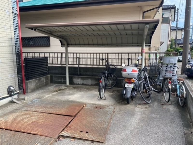 レオパレス臼倉 共用部分