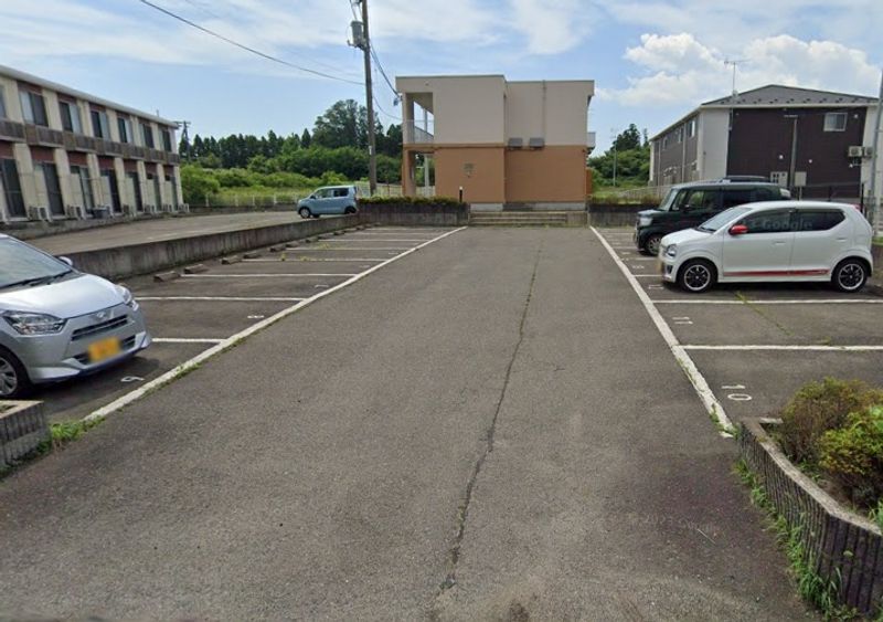 レオパレスガーデンシティ 駐車場