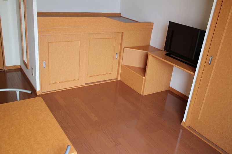 レオパレスヴィバーチェⅡ 居間