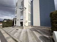 レオパレス古志大橋北サイド エントランス